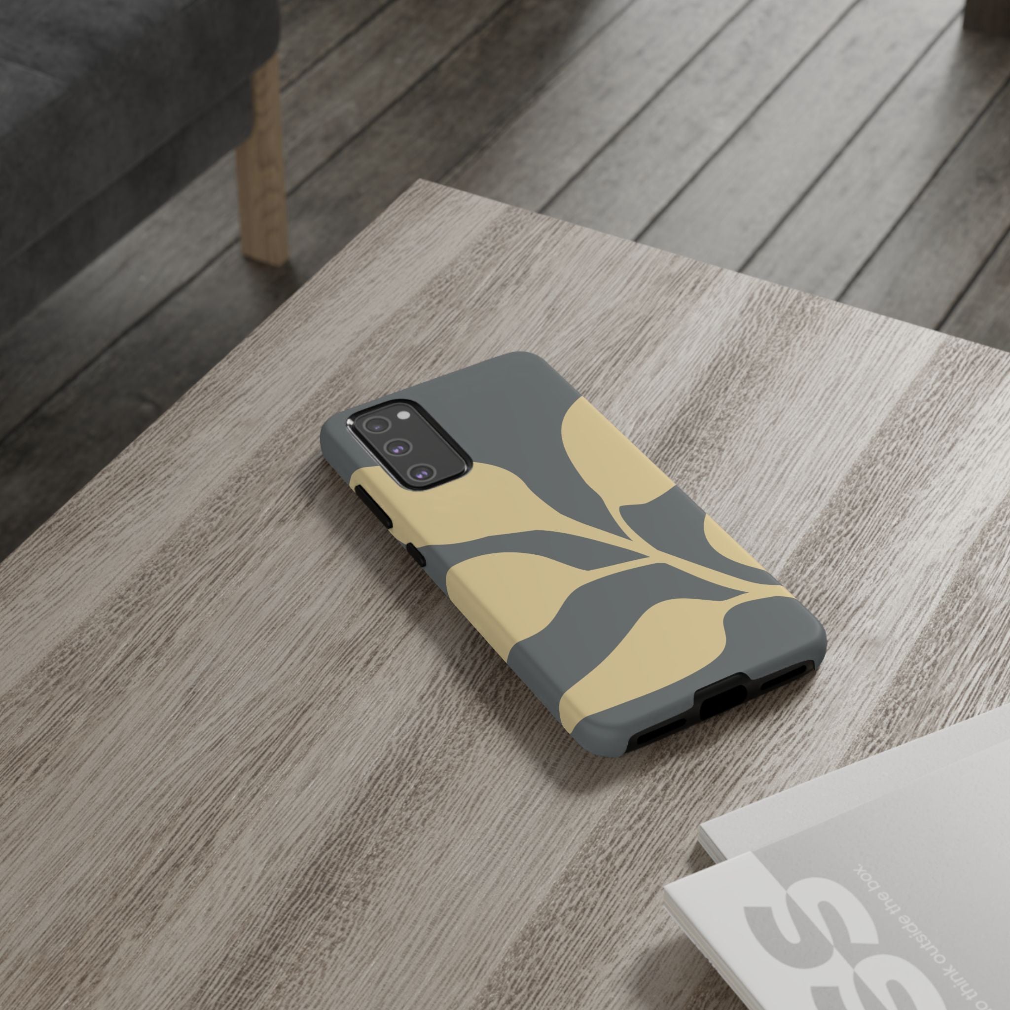 "lau" Phone Case