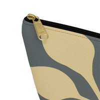 "lau" Accessory Pouch w T-bottom