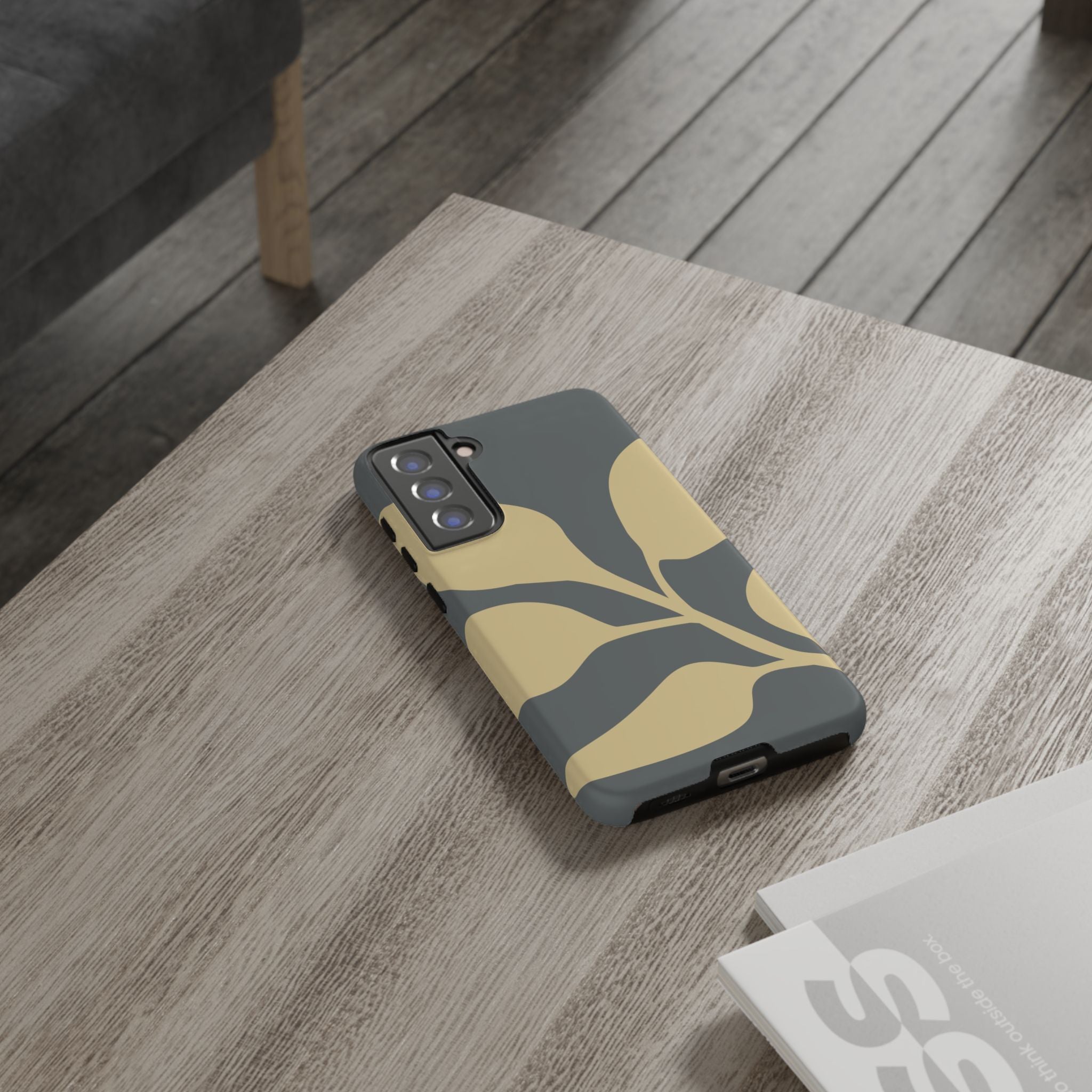 "lau" Phone Case